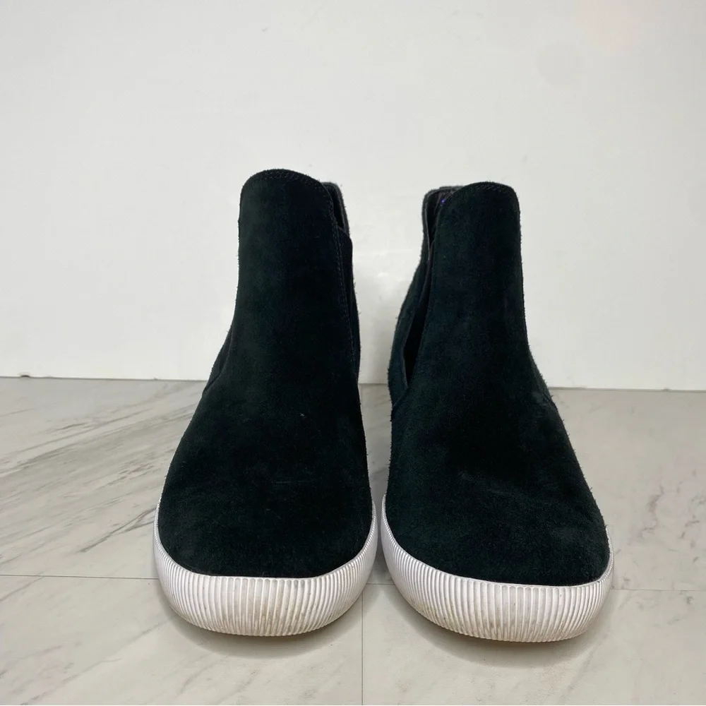 Sorel Out N About Slip On Wedge Black Suede Bootie 9